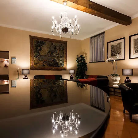 Hotel Grand Torretta, Curio Collection By Hilton