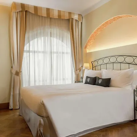 Grand Torretta, Curio Collection By Hilton Hotel Sesto San Giovanni