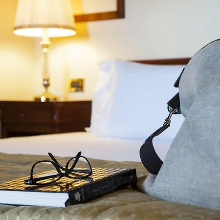 Hotel Grand Torretta, Curio Collection By Hilton